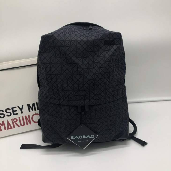 Picture of Issey Miyake Handbags _SKUfw85977828fw